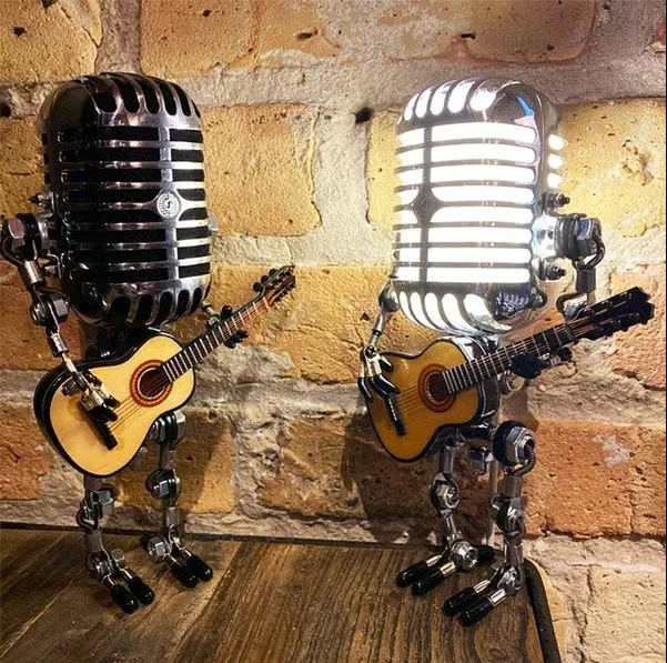 🔥🔥Vintage Metal Microphone Robot Desk Lamp